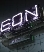 Холодный неон: современные технологии в монтаже световой рекламы