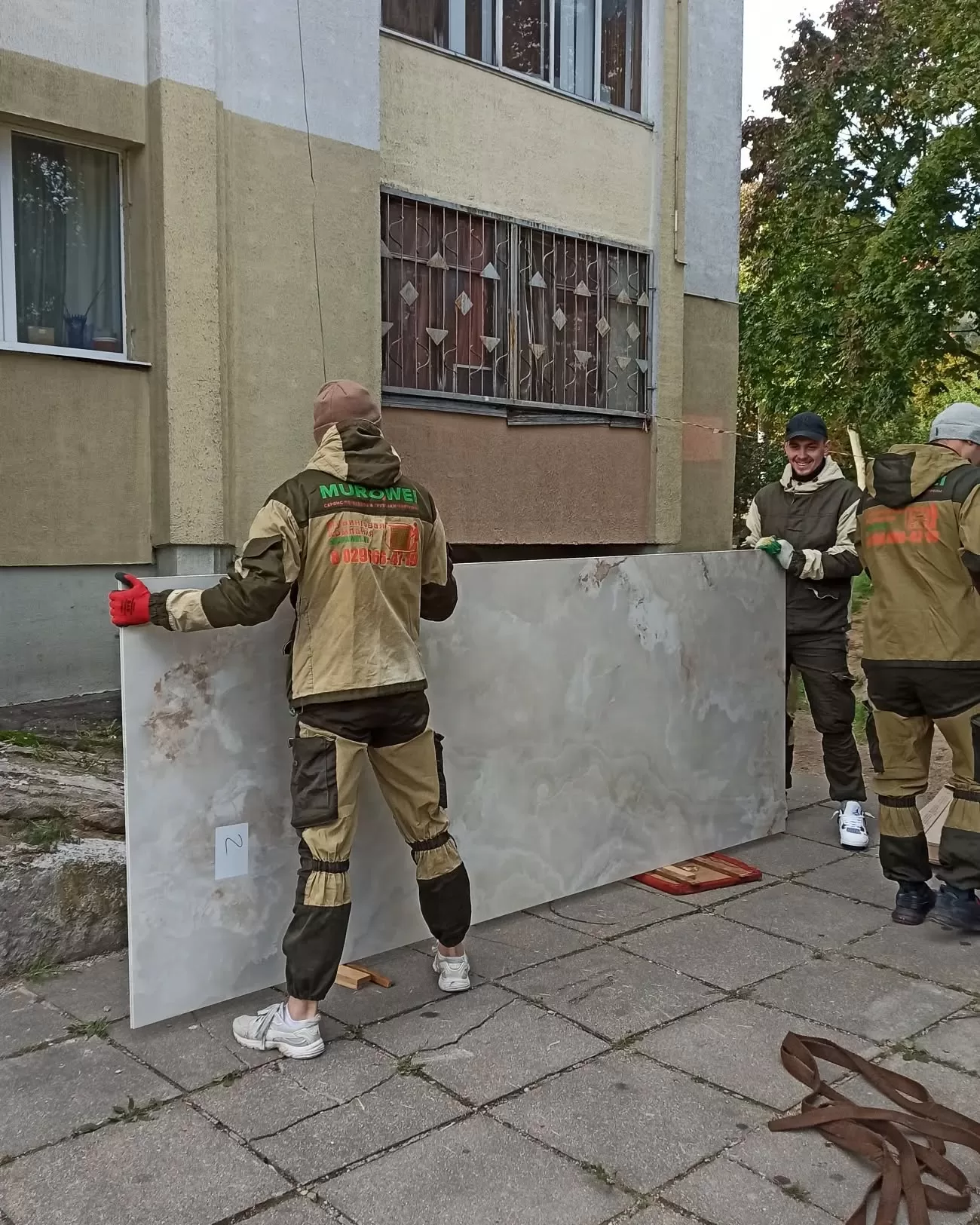 Подъем груза на высоту краном
