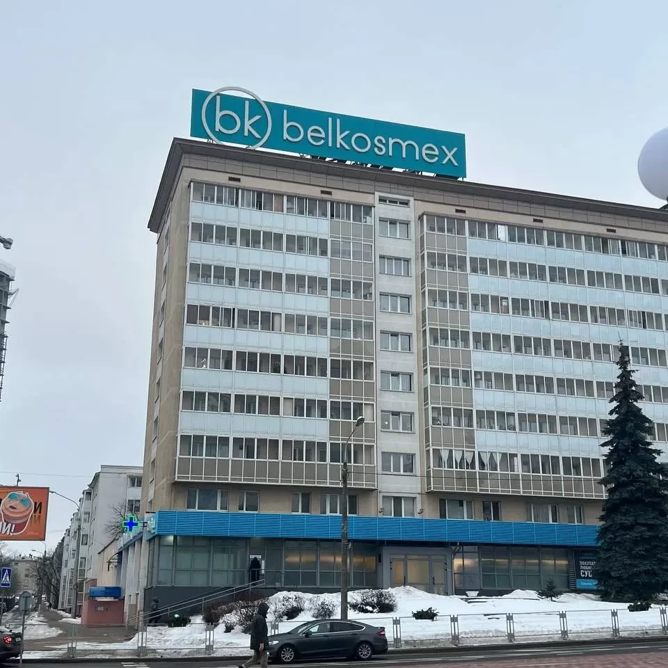 Ремонт рекламных вывесок